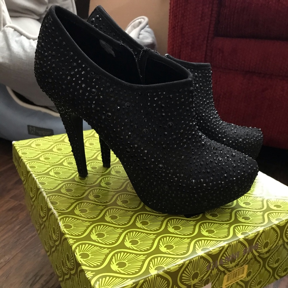 Gianni bini sparkle heels!